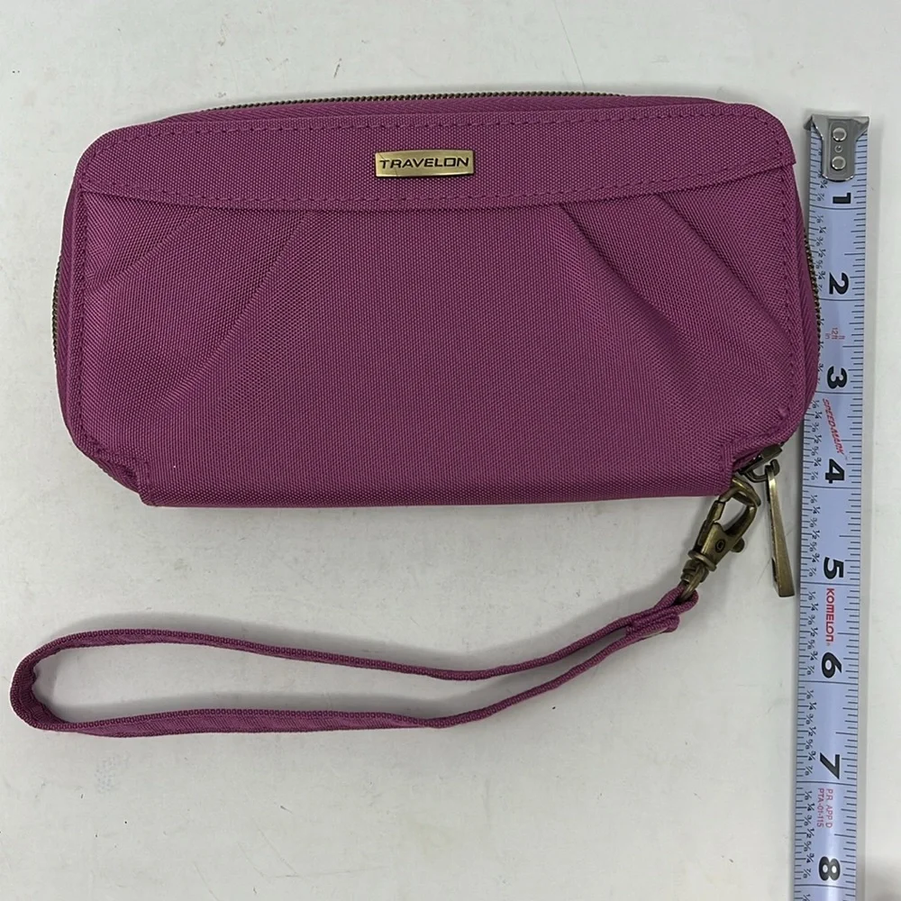 TRAVELON Wristlet RFID Signature Purple  Pleated Double Zip Clutch